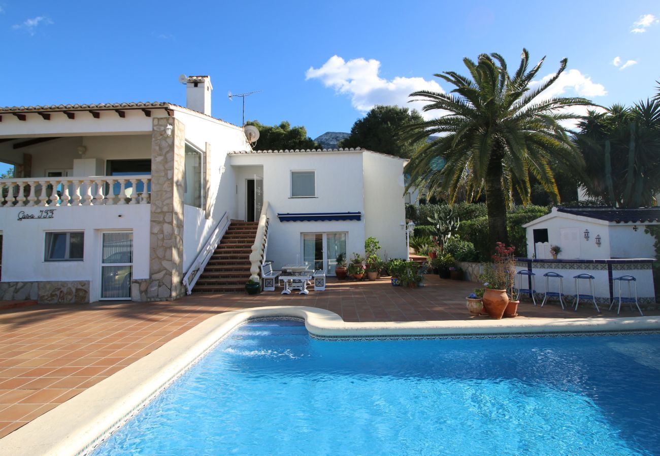 Villa en Denia - Villa con gran jardín y piscina Alqueria BB 4 Pers