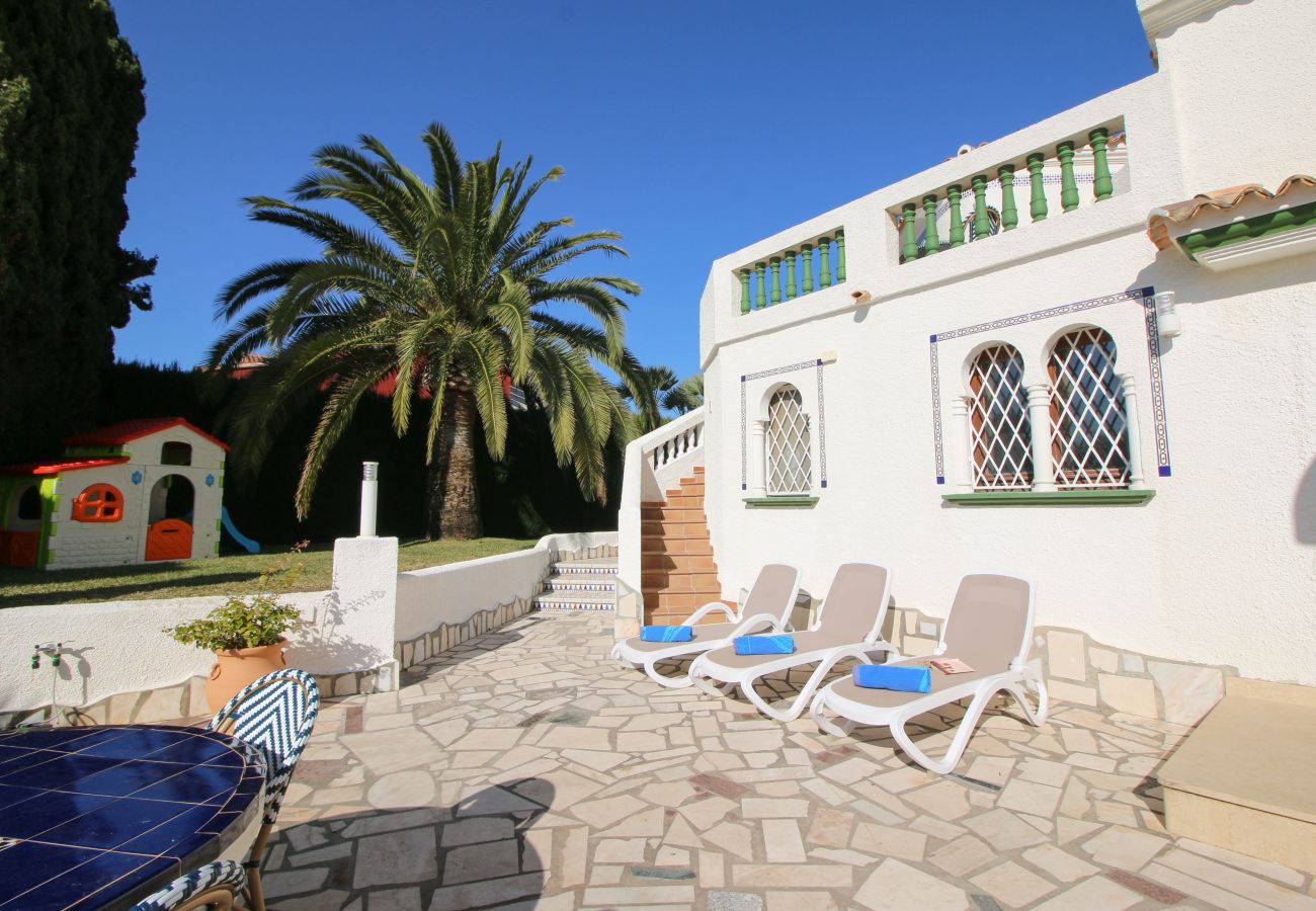 Villa en Denia - Lujosa Villa con aire acondicionado y piscina Marquesa GU 4 Personas