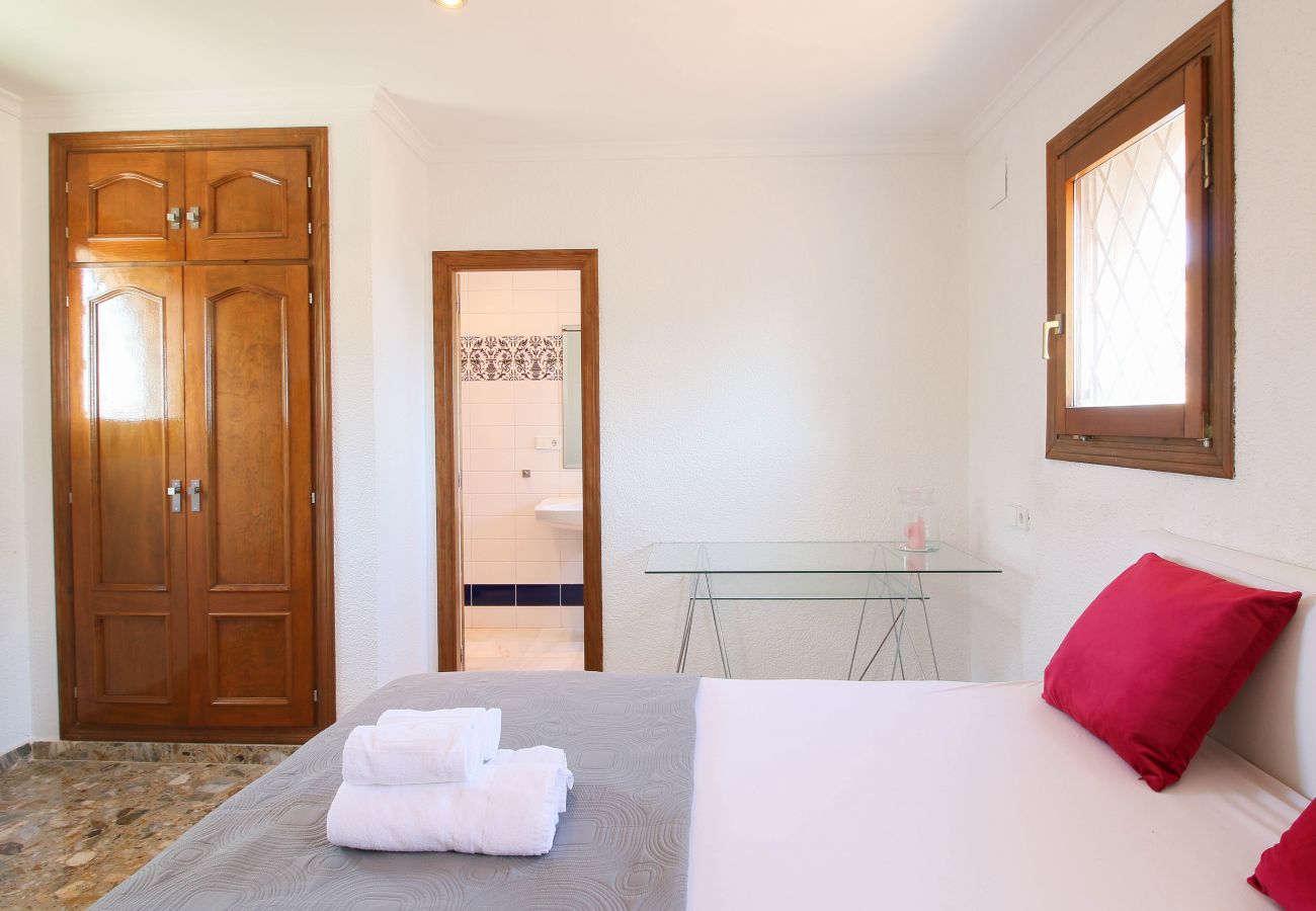 Villa en Denia - Lujosa Villa con aire acondicionado y piscina Marquesa GU 6 Personas