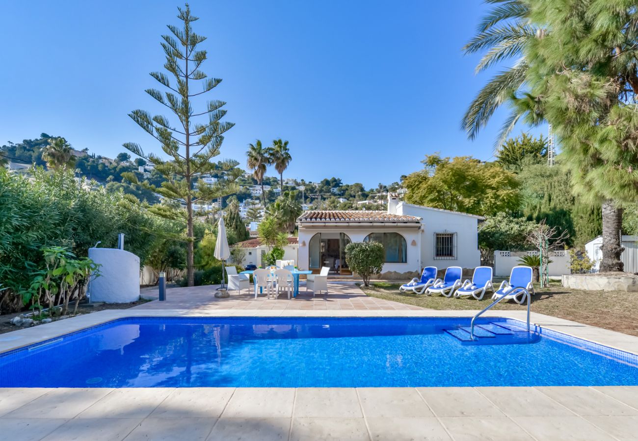 Villa en Moraira - Alquiler de villa en Moraira BENIALI para 6 pax con  piscina privada.