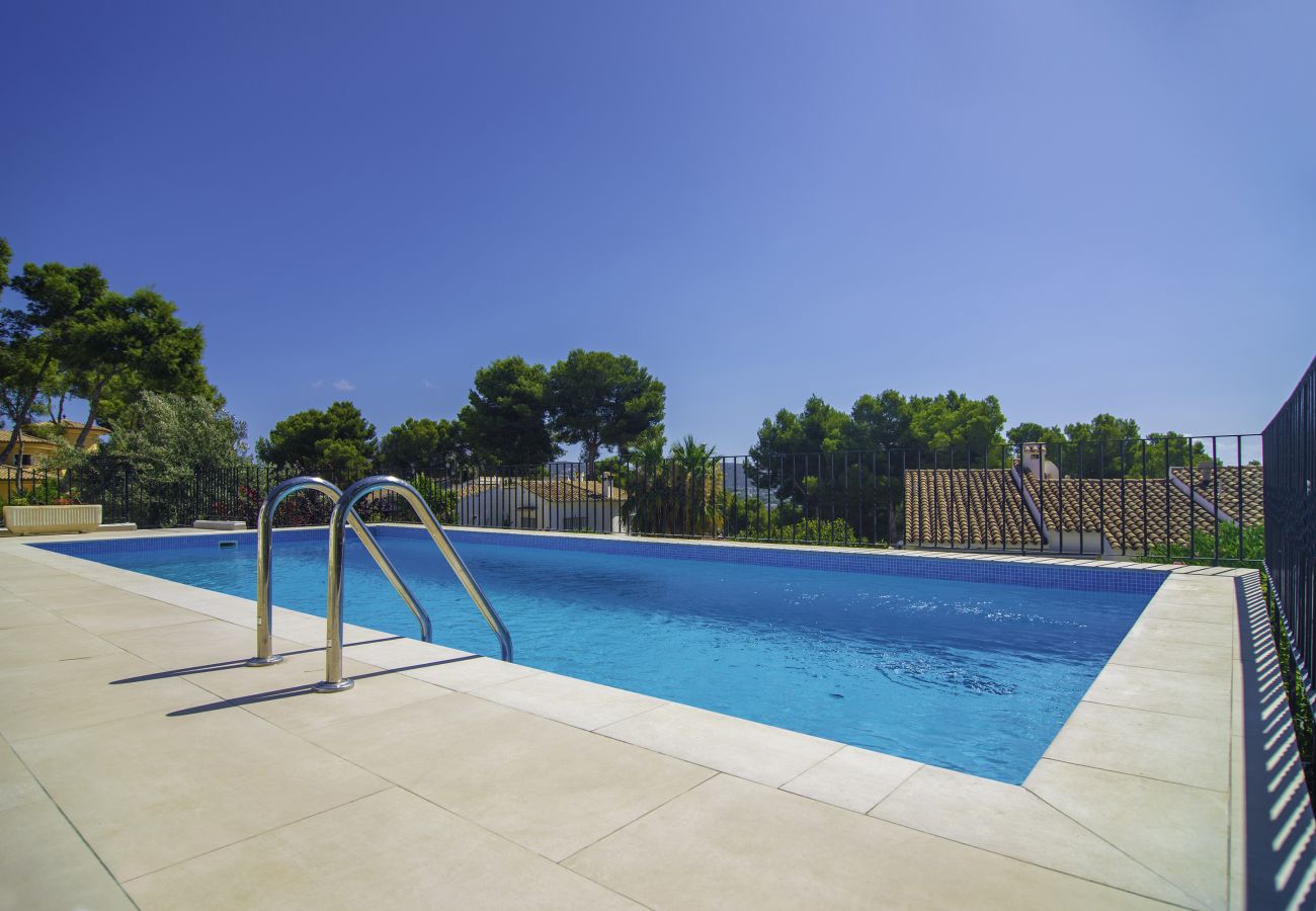 Villa en Moraira - OLGA - Villa Acogedora y de buen gusto con piscina privada y Wifi GRATIS para 7 personas.