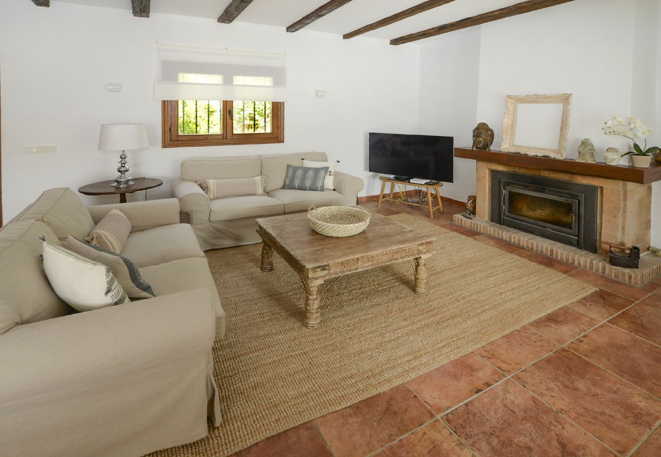 Villa en Moraira - OLGA - Villa Acogedora y de buen gusto con piscina privada y Wifi GRATIS para 7 personas.