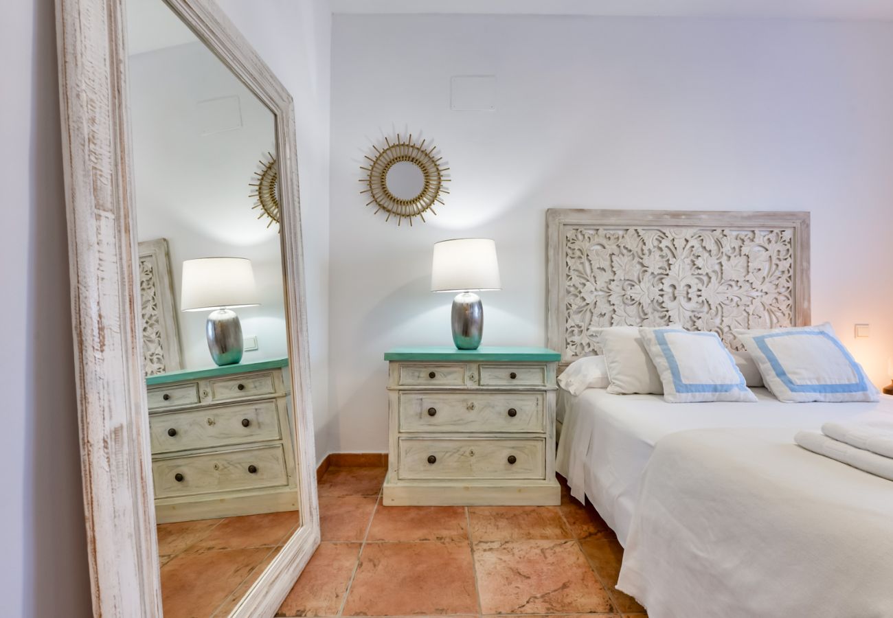 Villa en Moraira - OLGA - Villa Acogedora y de buen gusto con piscina privada y Wifi GRATIS para 7 personas.