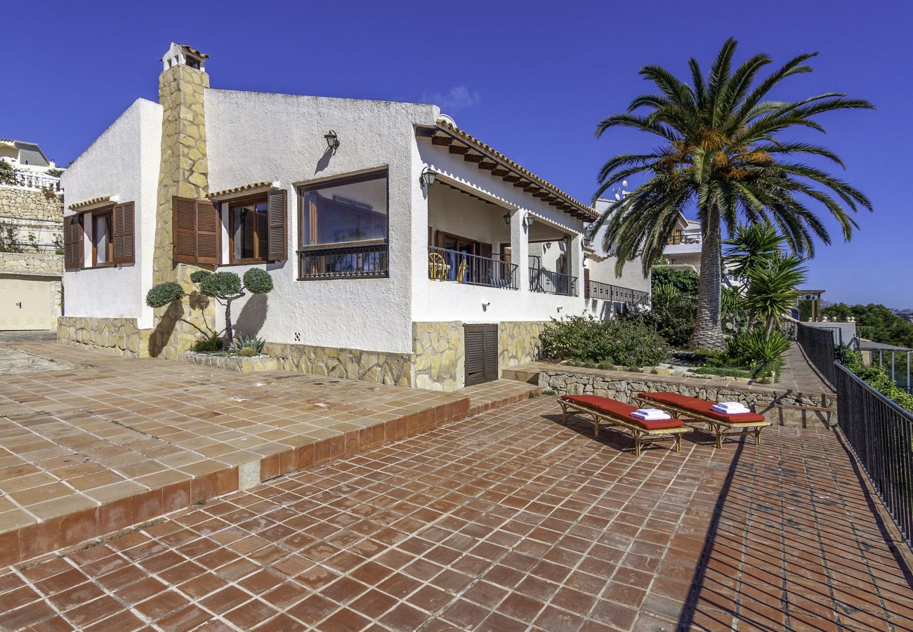 Villa en Benissa - MARINA, Villa con vistas privilegiadas al mar en Benissa, WIFI gratis