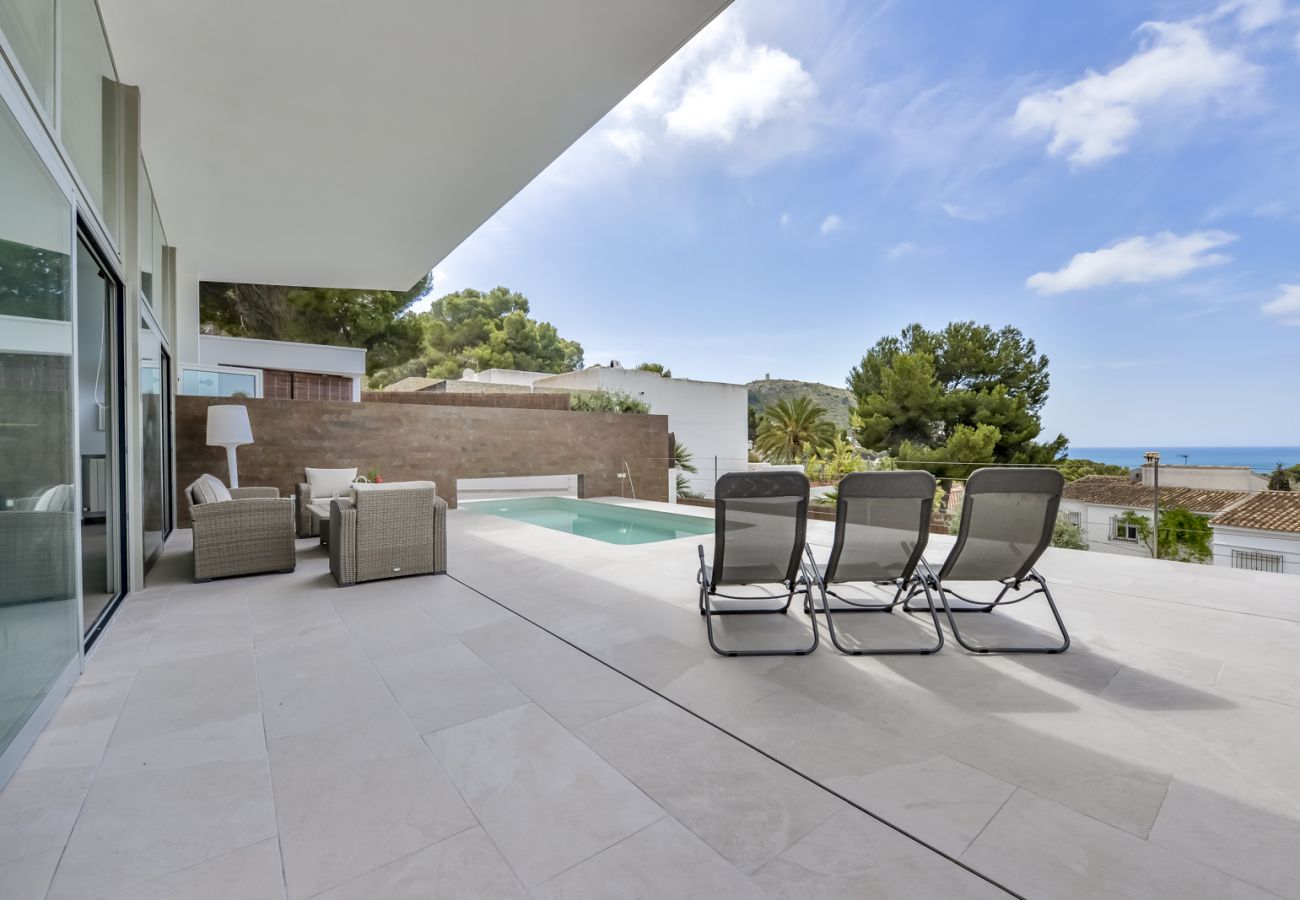 Villa en Moraira - Alquiler de villa en el Portet de Moraira ELTRECE