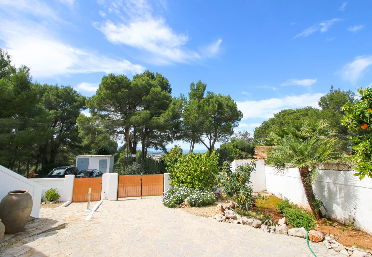 Villa en Denia - Bonita Villa en Marquesa con un amplio jardín