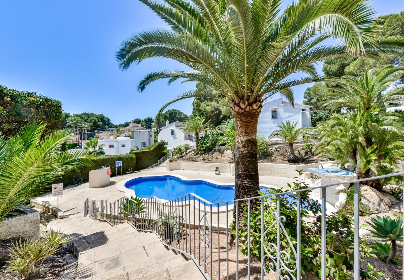 Bungalow en Moraira - SAN JAIME, bonito bungalow en Moraira para 4 adultos y 2 niños con piscina comunitaria y wifi gratis