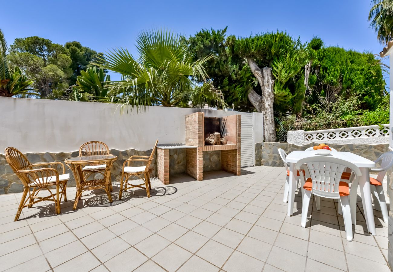 Bungalow en Moraira - SAN JAIME, bonito bungalow en Moraira para 4 adultos y 2 niños con piscina comunitaria y wifi gratis