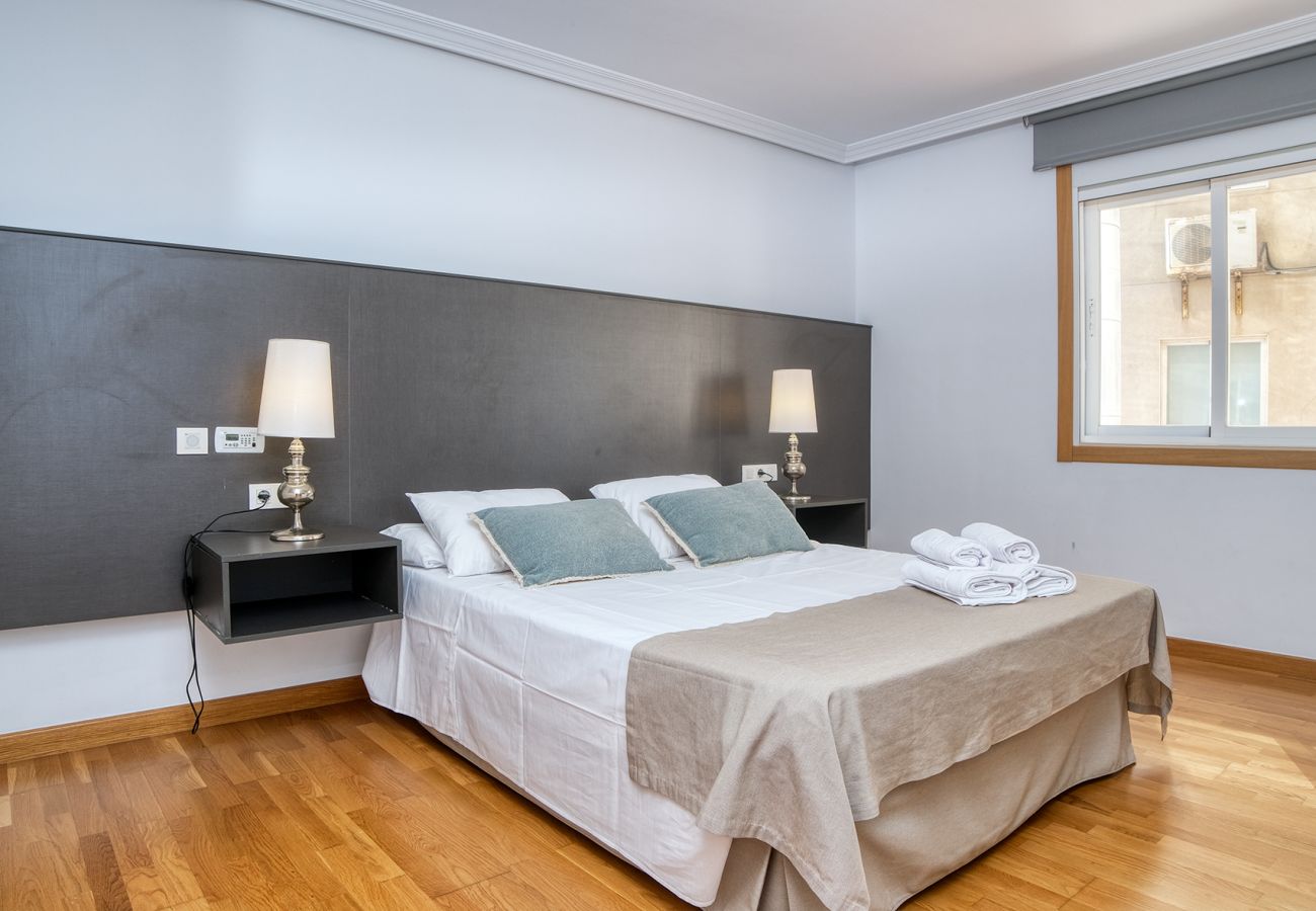 Apartamento en Arrecife - casa Victoria-frente a la Playa del Reducto, plaza de garaje,wifi, aire acondicionado