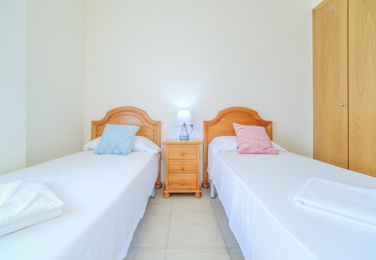 Apartamento en Javea / Xàbia - Menorca Duplex Javea, con Terraza, Piscina Comunitaria y muy cerca de la playa