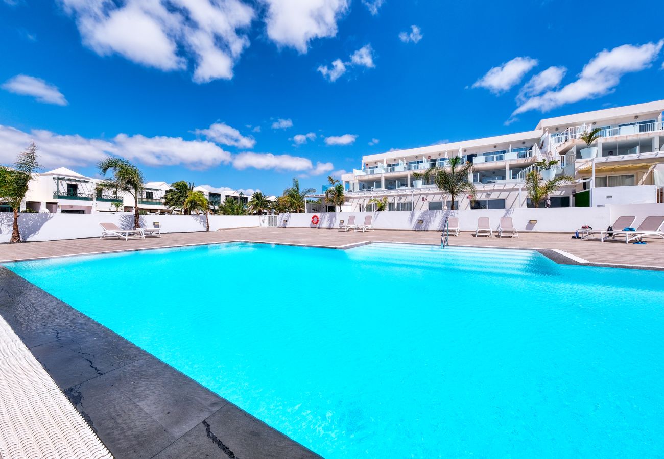 Casa en Costa Teguise - Suite ANIAGUA Luminosa vivienda con vista a la piscina