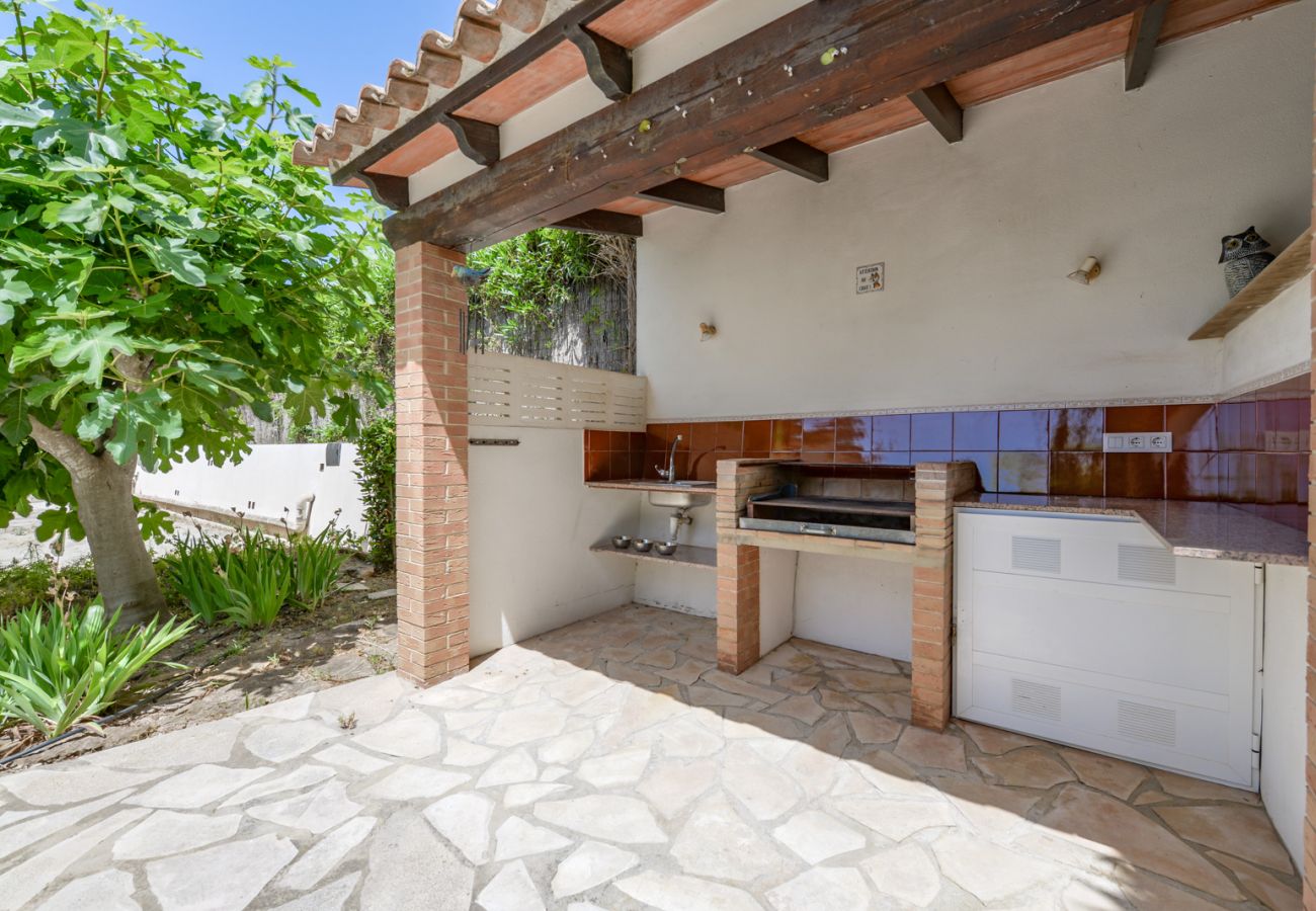 Villa en Benissa - Alquiler de villa en Cala Pinets Benissa ACACIAS,  con piscina privada para 6 pax