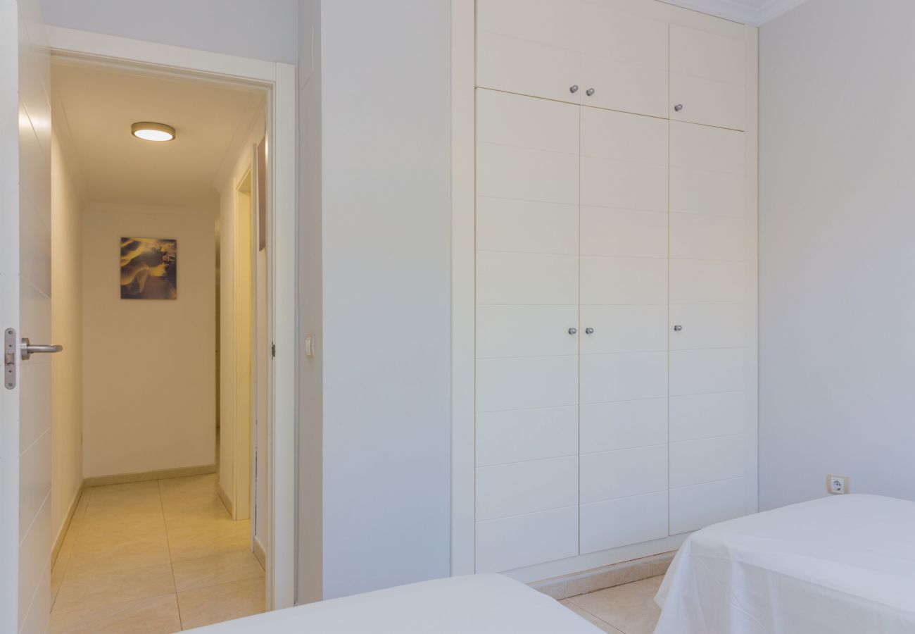 Apartamento en Javea / Xàbia - Venecia Apartment Javea Montañar I, con Terraza, AC y Piscina Comunitaria