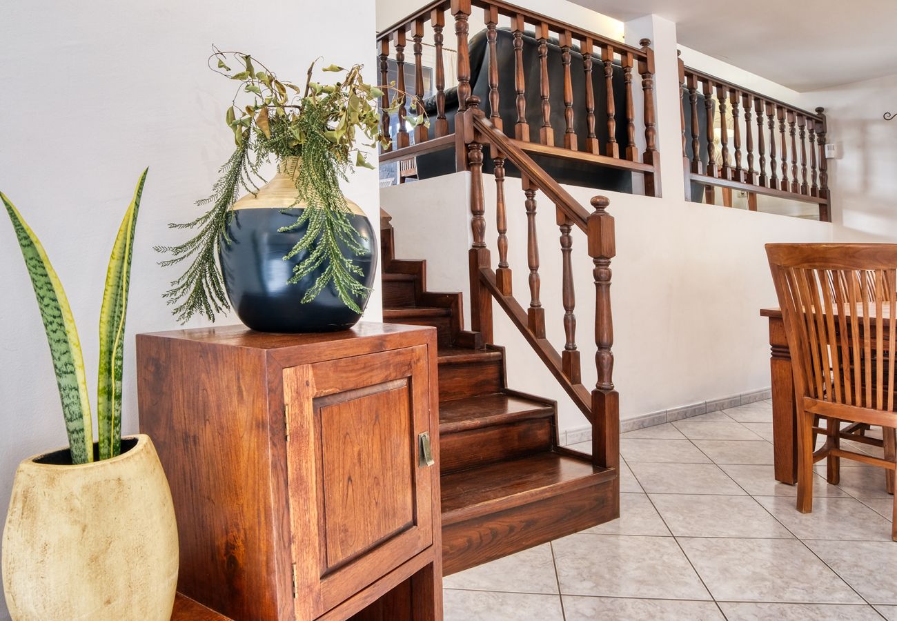 Casa en Tías - Casa vista Paraiso con piscina, vista al oceano, aire acondicionado,