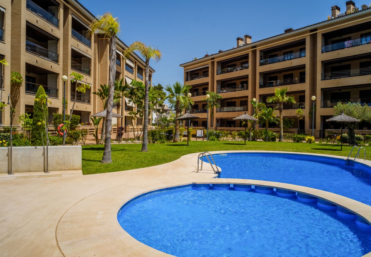 Apartamento en Javea / Xàbia - Brisas del Arenal Apartment Javea, Terraza, AC y Piscina 