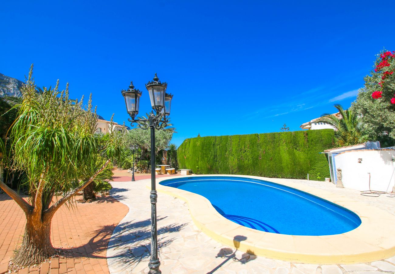 Villa en Denia - Villa con piscina privada en Denia 