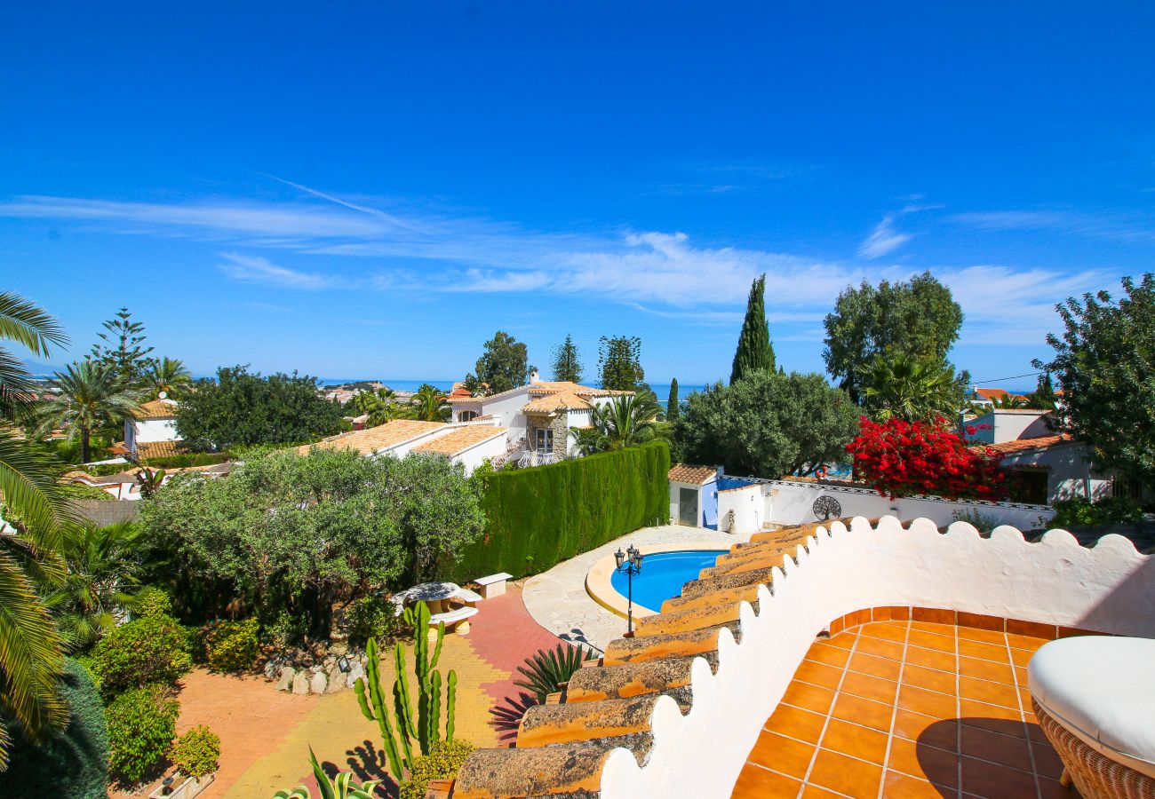 Villa en Denia - Villa con piscina privada en Denia 