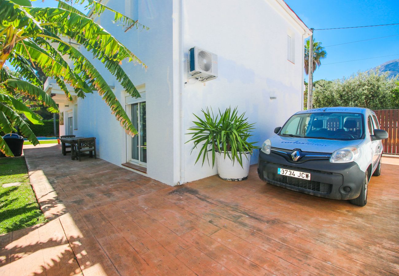 Villa en Denia - Moderna villa en Las Rotas con aire acondicionado