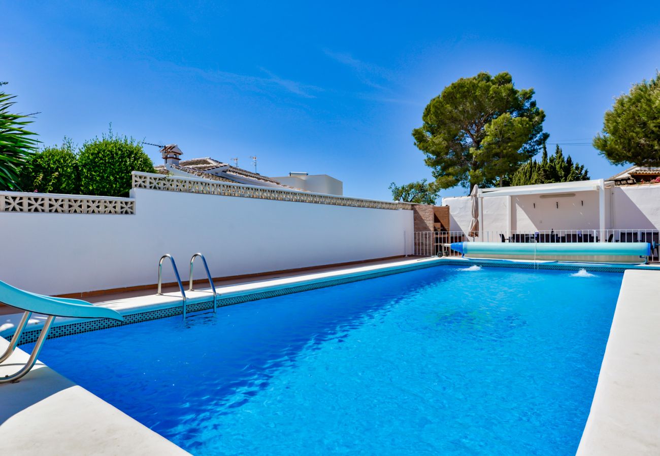 Villa en Moraira - Alquiler de villa en Moraira LOLA,  para 9 pax con piscina privada, ideal familias