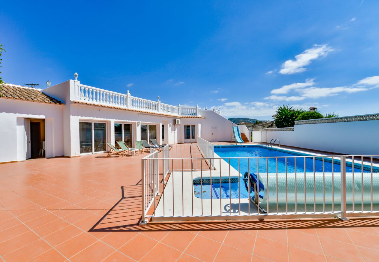 Villa en Moraira - Alquiler de villa en Moraira LOLA,  para 9 pax con piscina privada, ideal familias