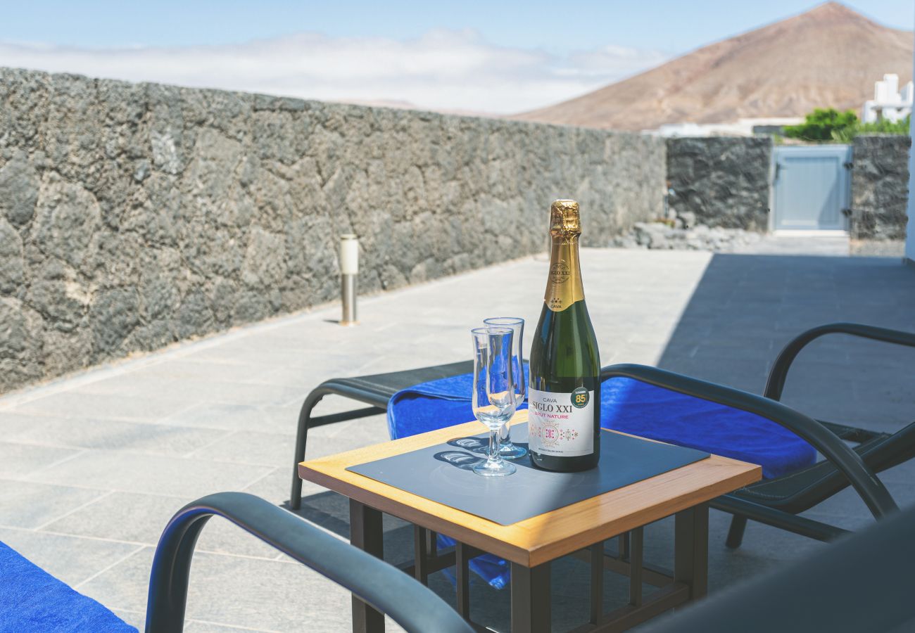 Casa en Costa Teguise - Pura Relajación-gran patio y tranquilidad