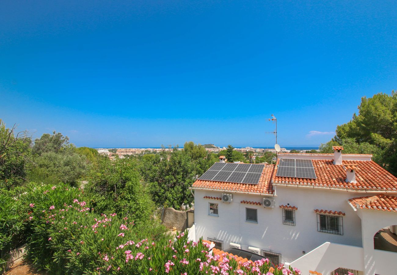 Villa en Denia - Villa con vistas panorámicas todo incluido en Denia