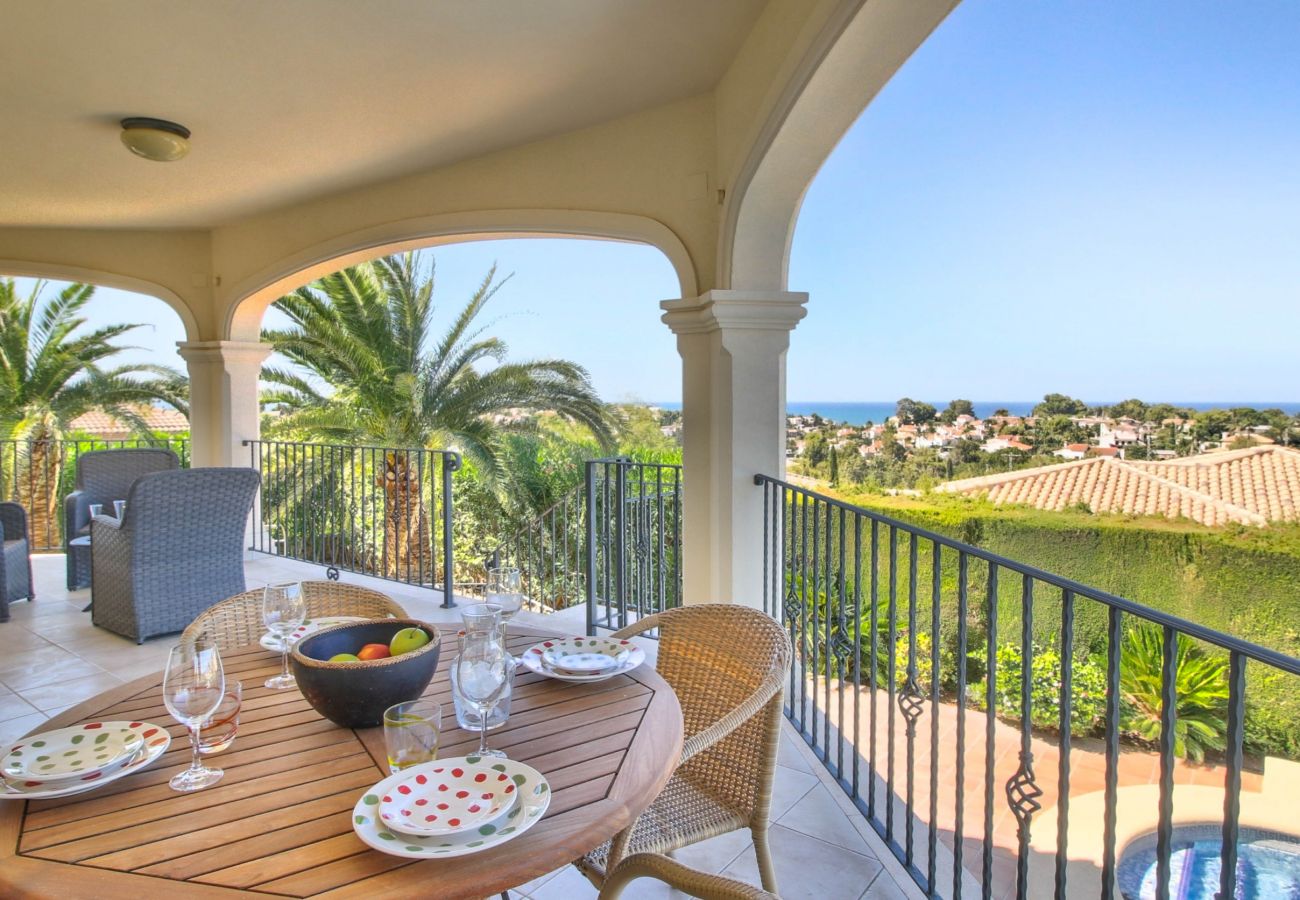 Villa en Denia - Villa de lujo todo incluido en Denia con vistas Panorámicas