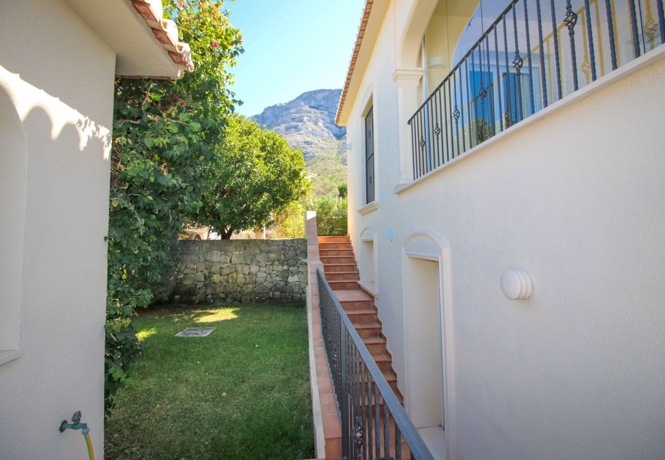 Villa en Denia - Villa de lujo todo incluido en Denia con vistas Panorámicas