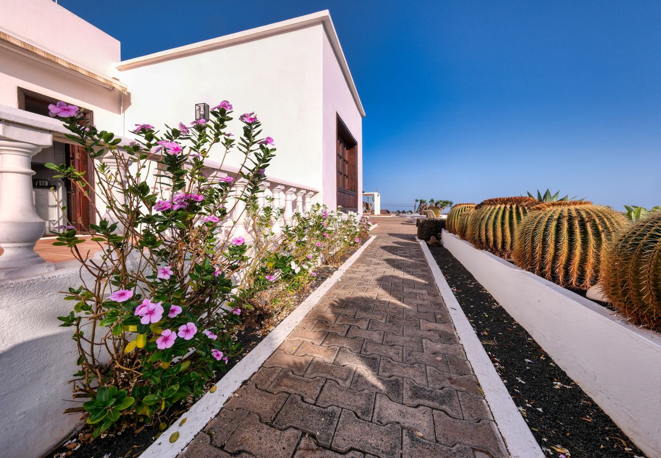 Villa en Puerto del Carmen - Villa Luciano-Oceanic Bliss