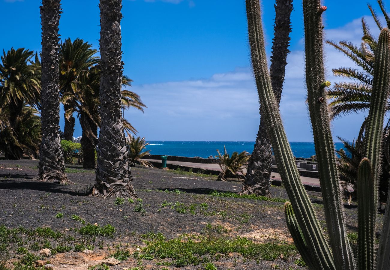 Casa en Costa Teguise - Acogedor Bungalow Al Lado De La Playa