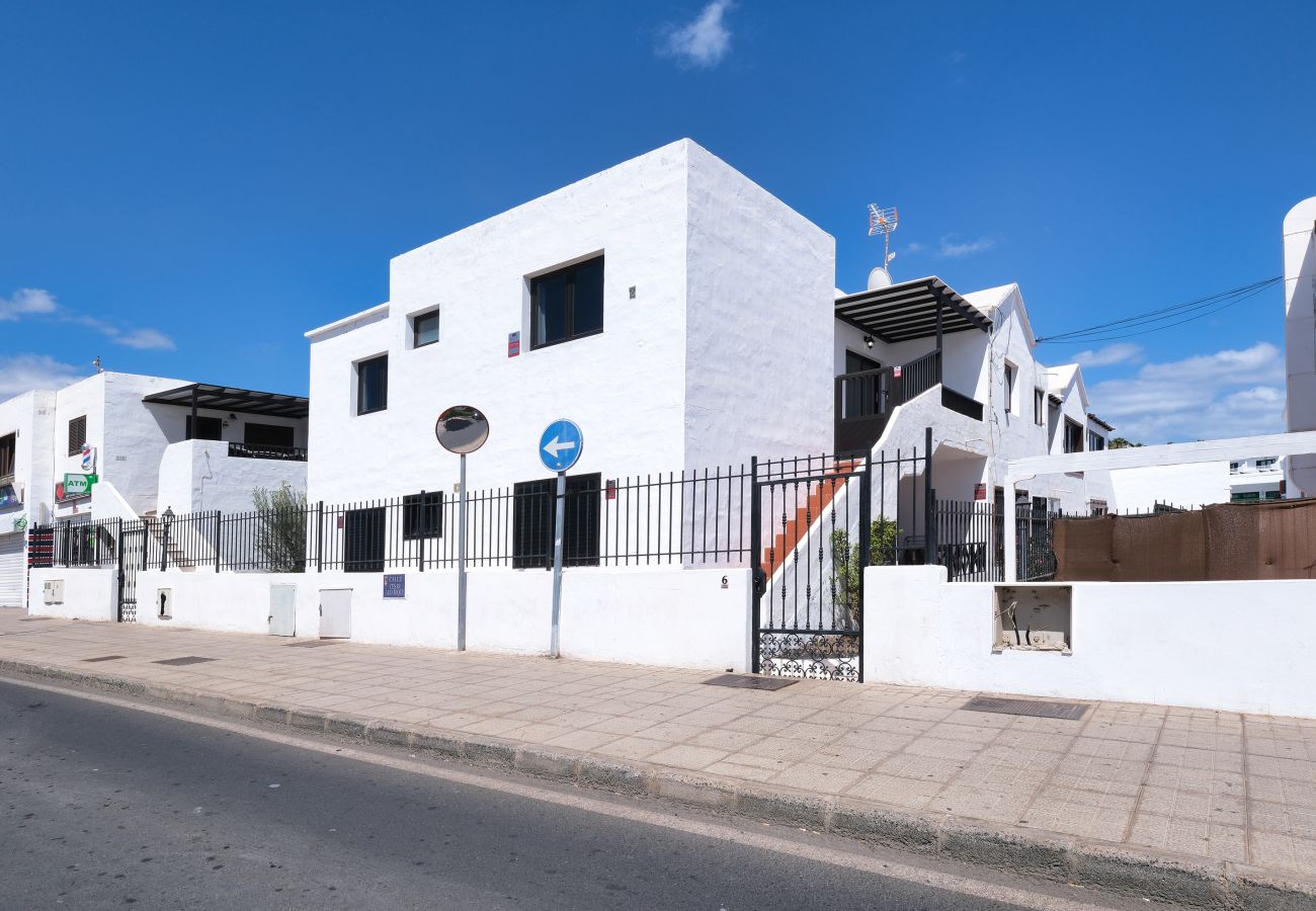 Casa en Puerto del Carmen - Casa Toñi al lado del mar 