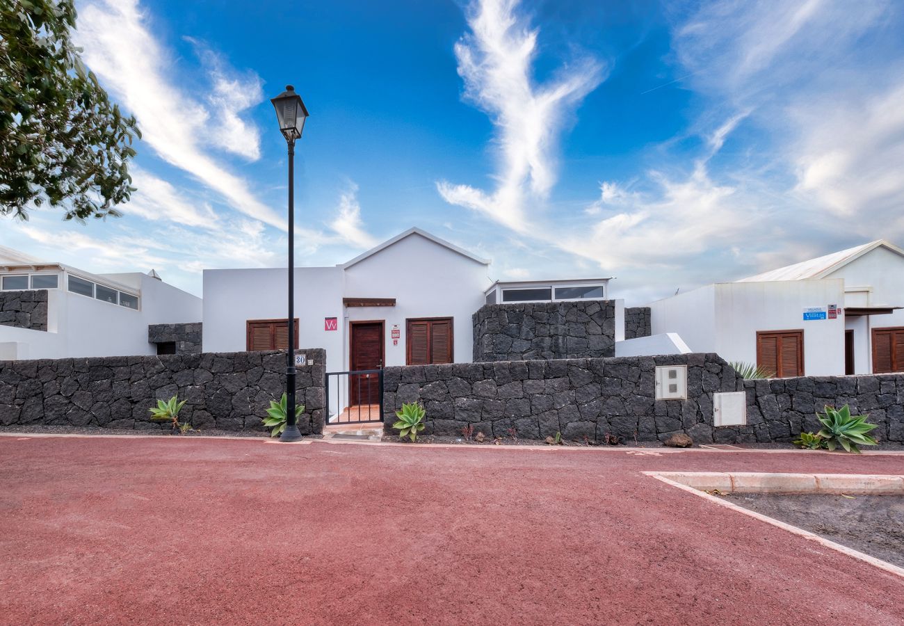 Casa en Playa Blanca - Villa Malolo piscina privada y jacuzzi 