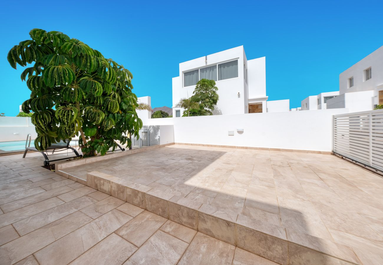 Casa en Playa Blanca - Lanzarote 2-piscina privada, barbacoa, aire acondicionado 