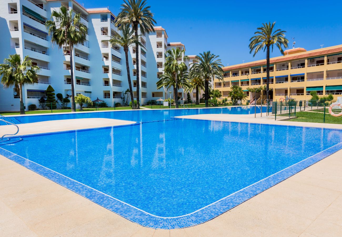 Apartamento en Javea / Xàbia - Don Pepe White Apartment, con Terraza, Wifi y Gran Piscina Comunitaria