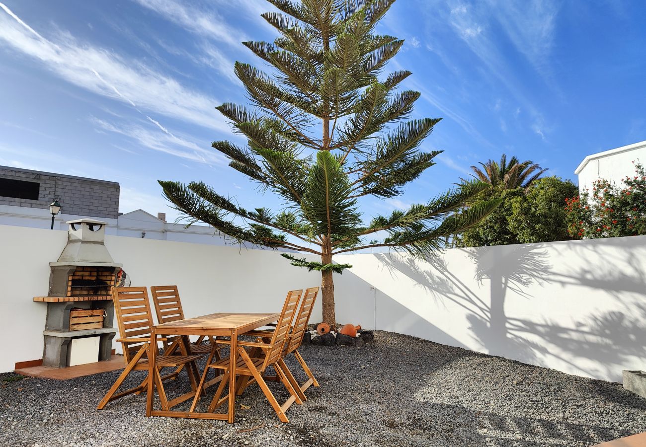 Alquiler por habitaciones en Tinajo - Casa NoPasaNada, estudio La Graciosa Sea View