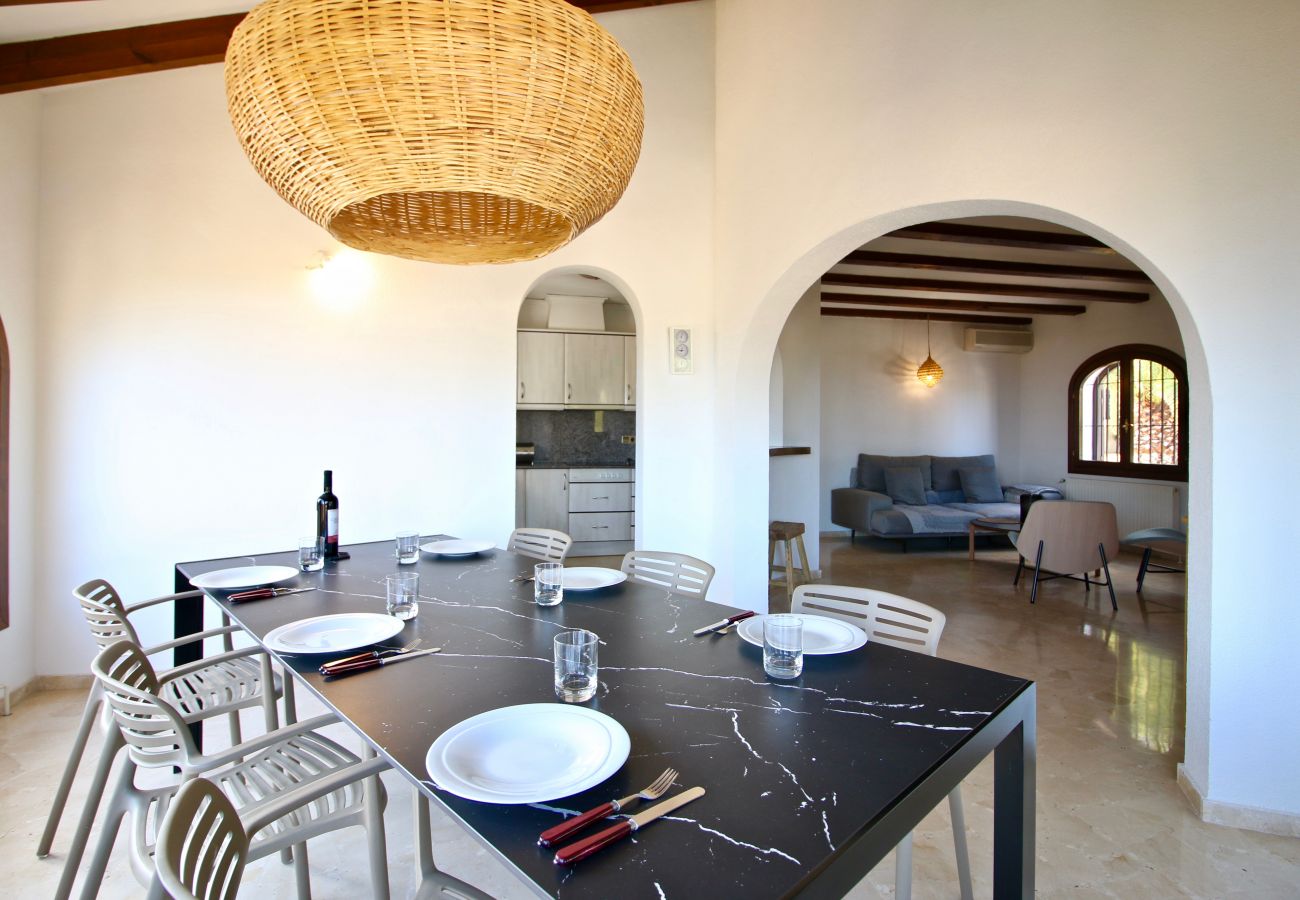 Villa in Denia - Luxuriöse Villa San Juan DH 6 Personen mit Klimaanlage und WIFI