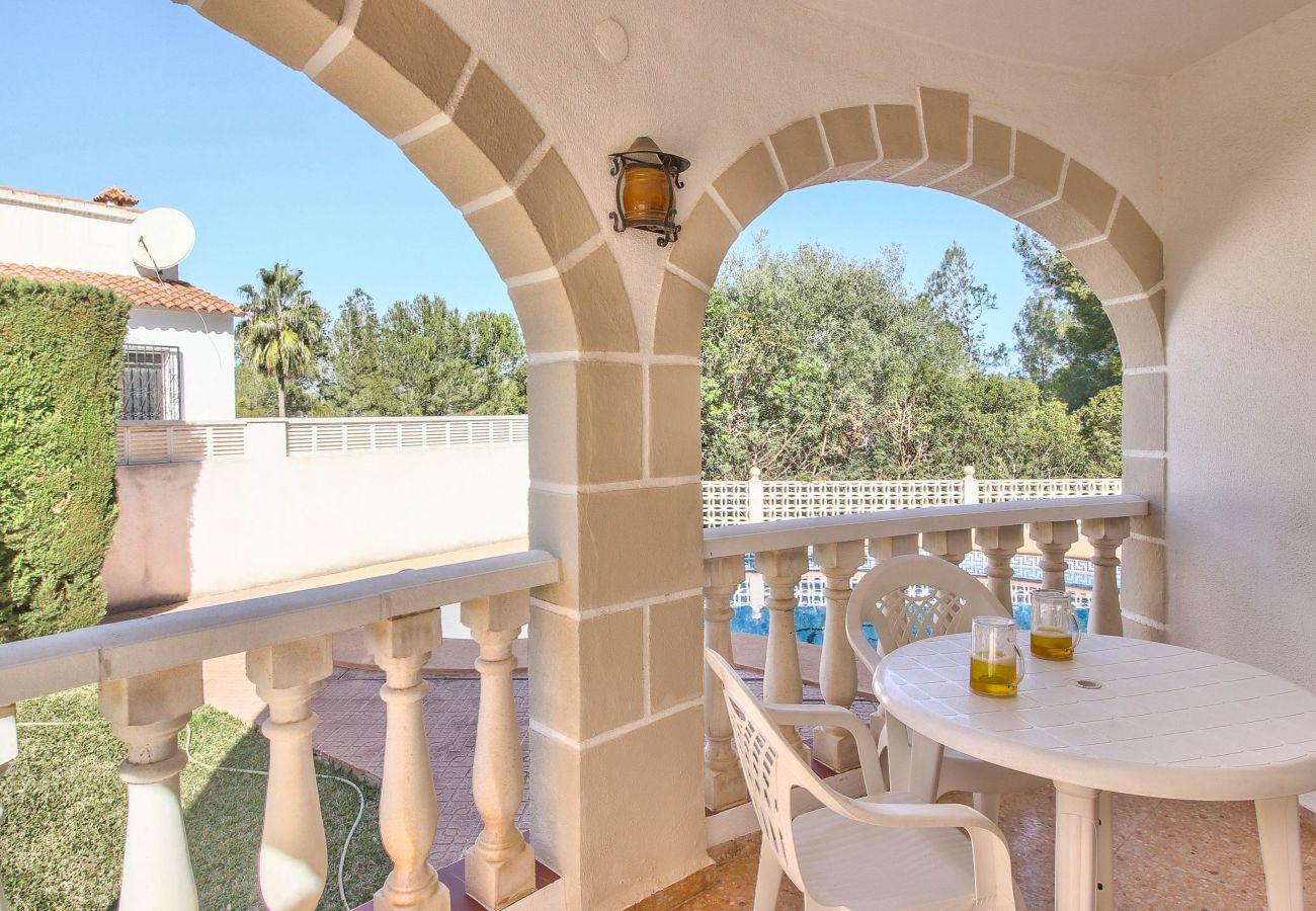 Villa in Denia - Villa mit Pool und Garten Don Quijote AM 6 Pers Denia