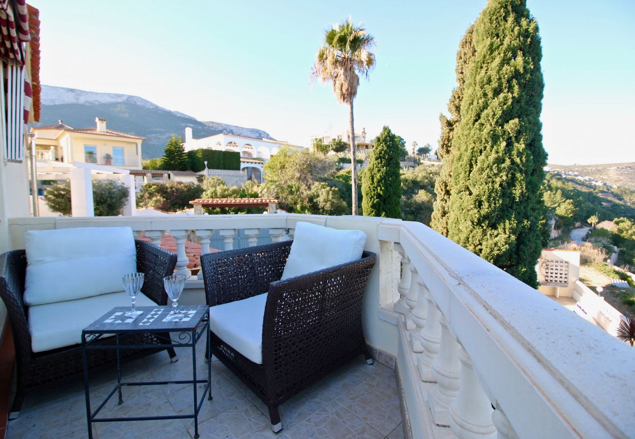 Villa in Denia - Villa mit Meerblick, Klimaanlage und Marquesa CaMar Pool für 4 Personen