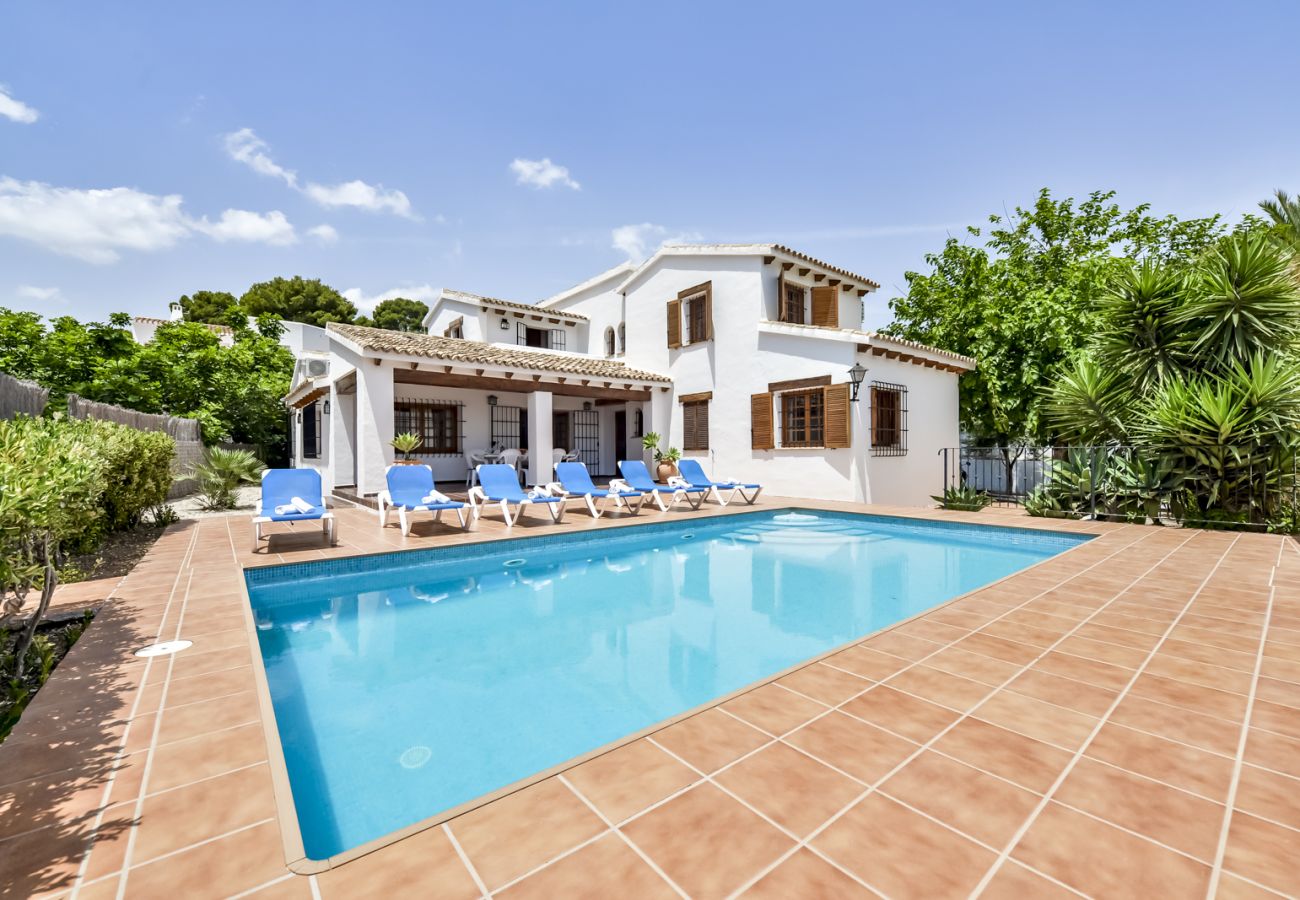 Villa in Moraira - Villa zur Miete in Moraira ANDURINA, für 10 pax in der Nähe des Meeres und privatem Schwimmbad