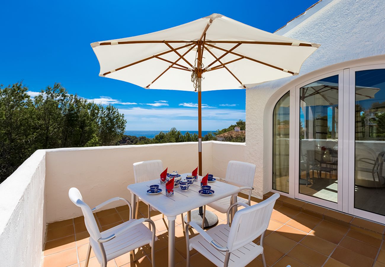 Villa in Benissa - MILOU, Charmante Villa für 6 Personen mit Meerblick, privatem Pool und kostenlosem Wifi