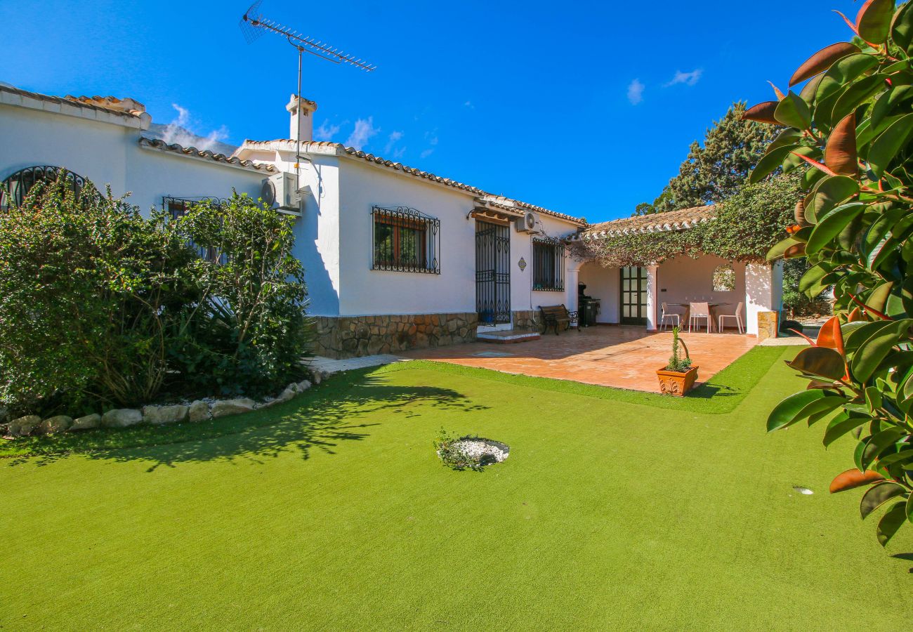 Villa in Denia - Schöne Villa mit kostenlosem WIFI Santa Lucia BA