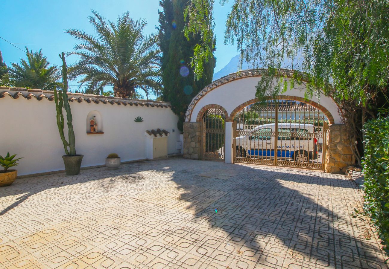 Villa in Denia - Schöne Villa mit kostenlosem WIFI Santa Lucia BA