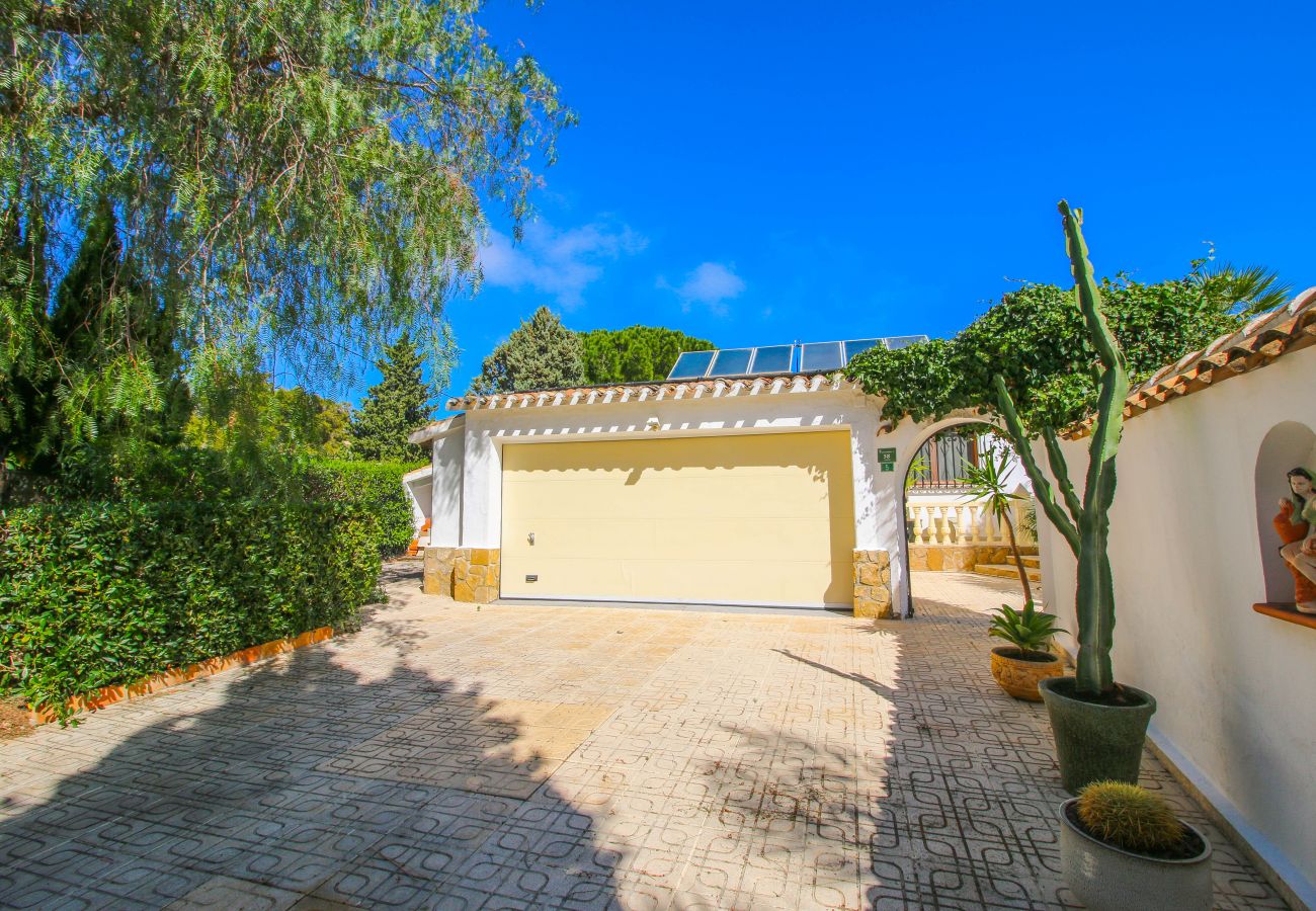 Villa in Denia - Schöne Villa mit kostenlosem WIFI Santa Lucia BA