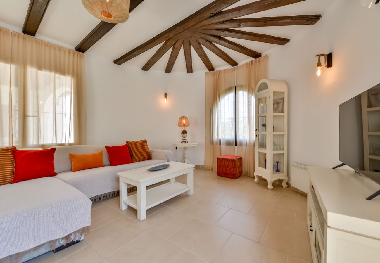 Villa in Moraira - PURA VIDA, Villa in Moraira für 7 Personen mit privatem Pool und kostenlosem WLAN