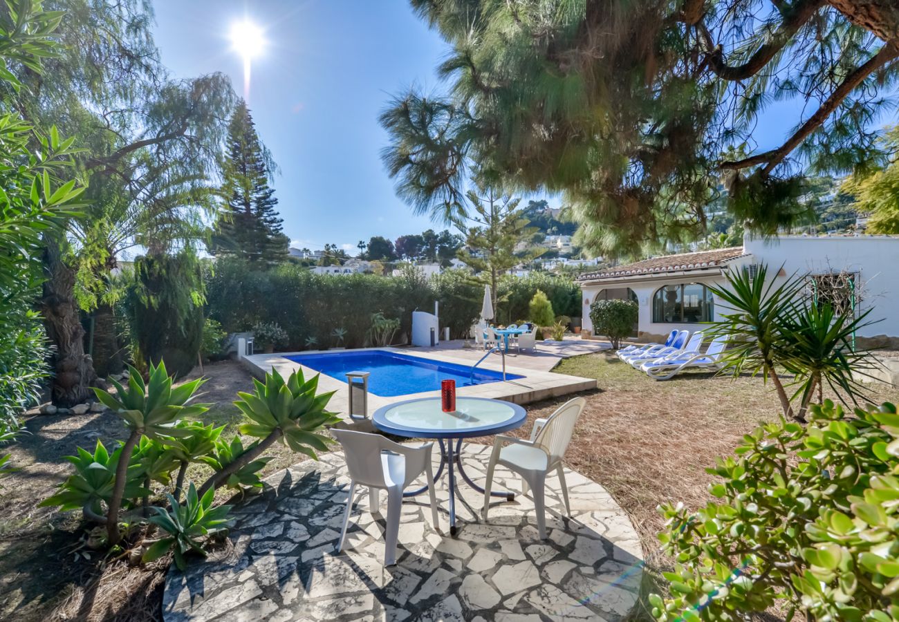 Villa in Moraira - Villa zur Miete in Moraira BENIALI,  für 6 Personen mit privatem Pool.