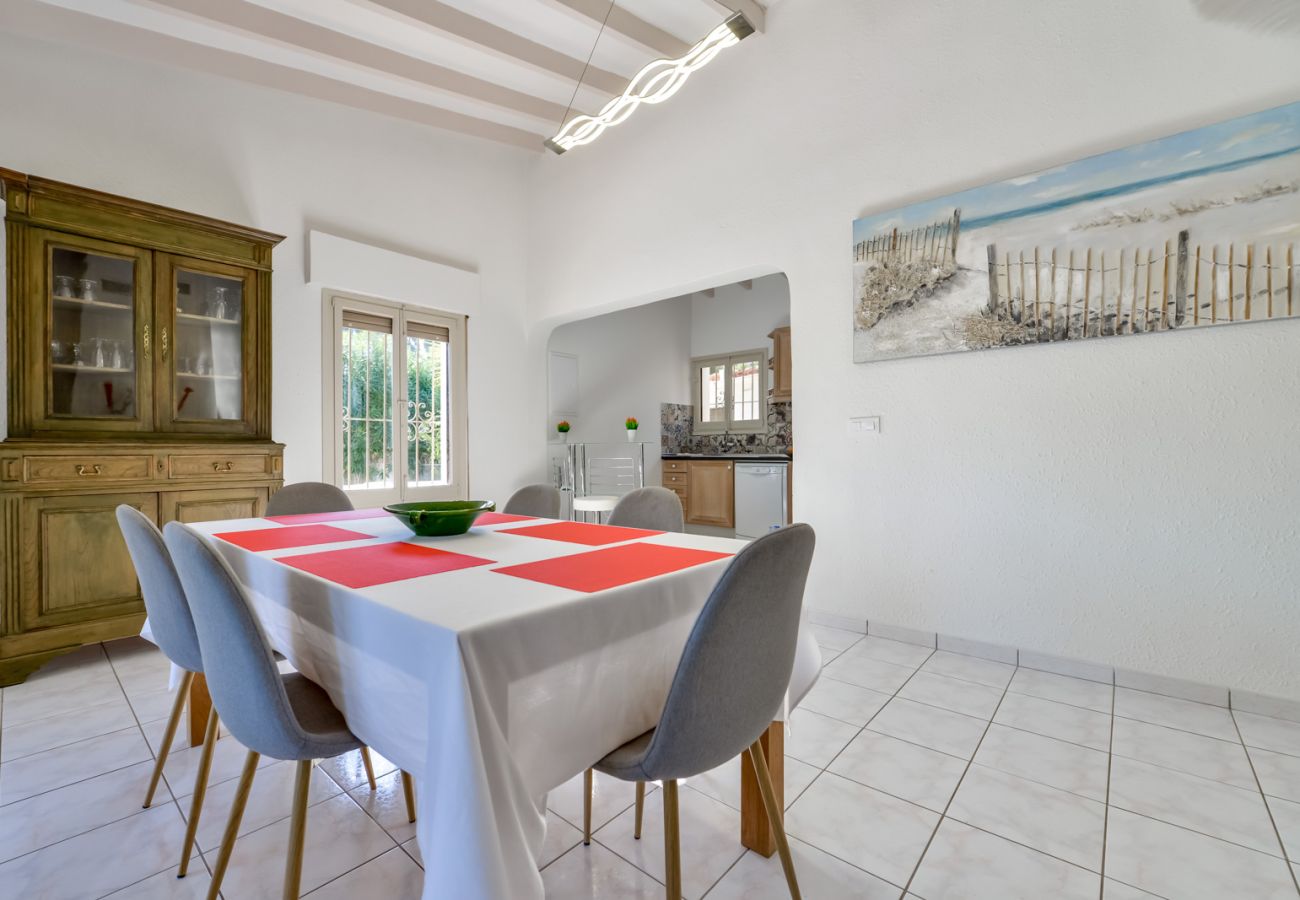 Villa in Moraira - Villa zur Miete in Moraira BENIALI,  für 6 Personen mit privatem Pool.