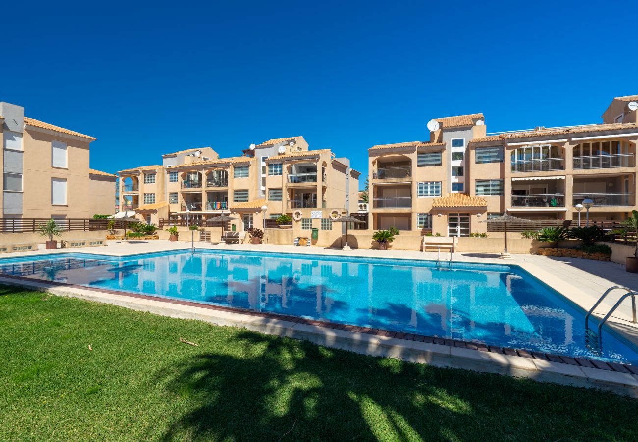 Ferienwohnung in Javea - Augusta Apartment Jávea Sur, Stilvoll mit Klimaanlage, Wifi, Terrasse und Pool