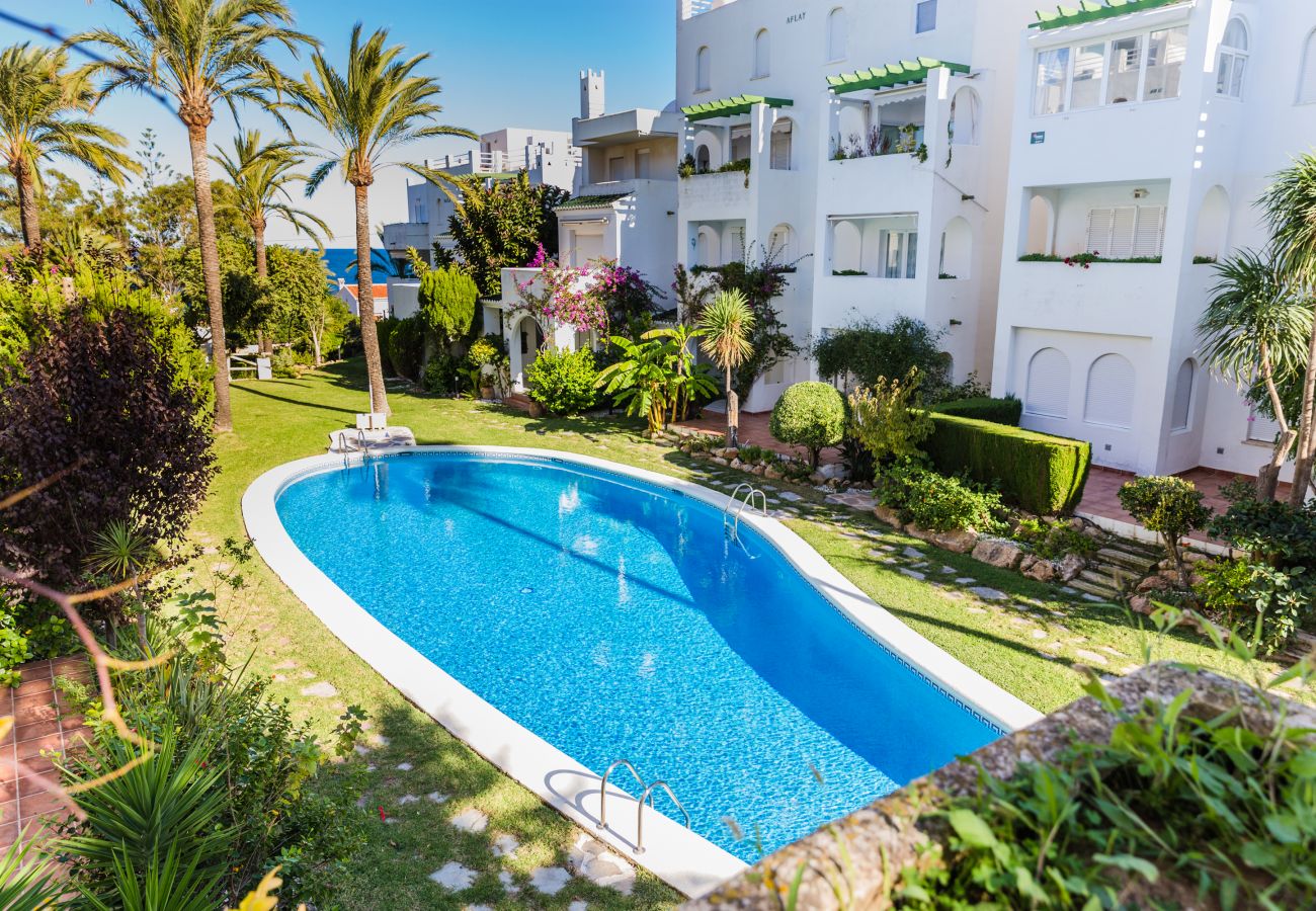 Ferienwohnung in Javea - Oasis Club II Triplex Apartment, Pool, Terrassen und 5 Minuten vom Strand