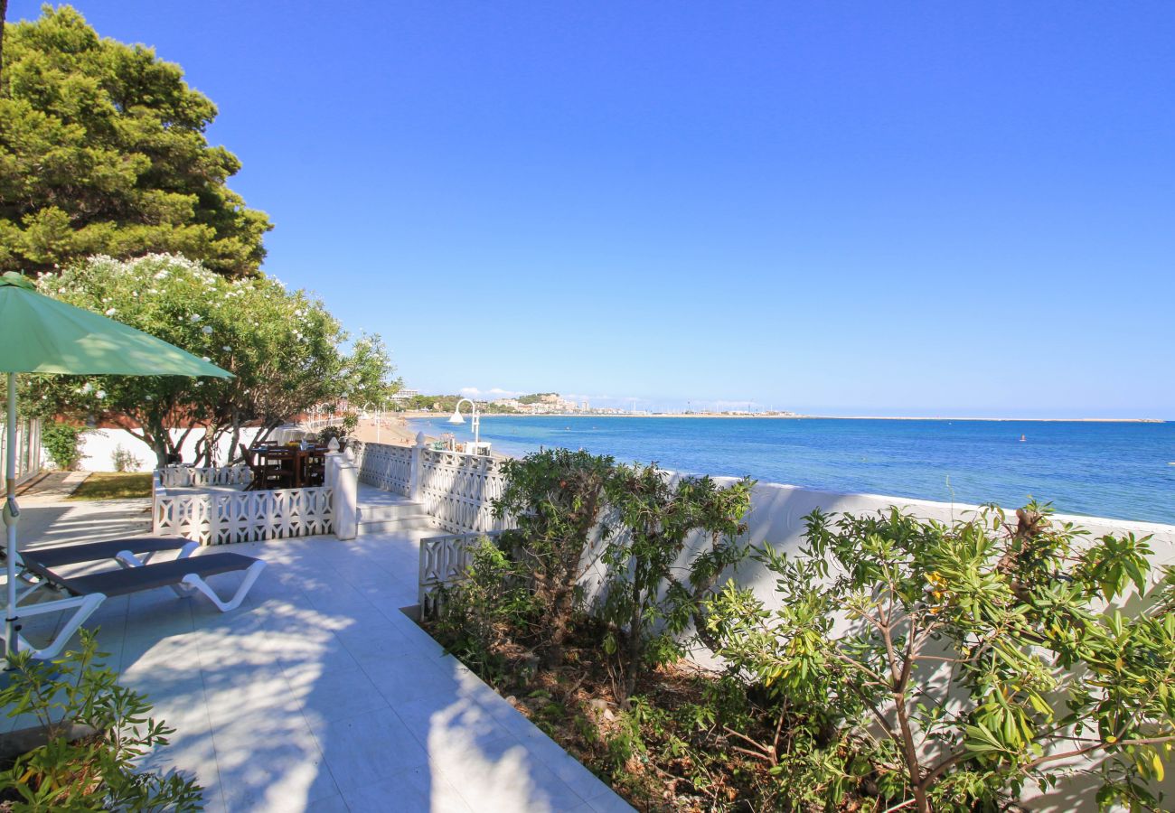 Villa in Denia - Villa in Las Rotas am Strand