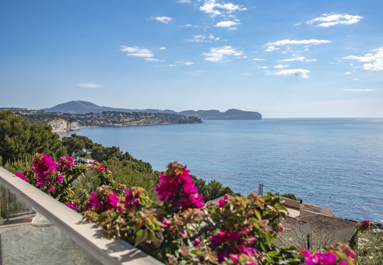 Villa in Benissa - RAPHAEL, Schöne Villa für 6 pax mit spektakulärem Meerblick in Benissa.free wifi